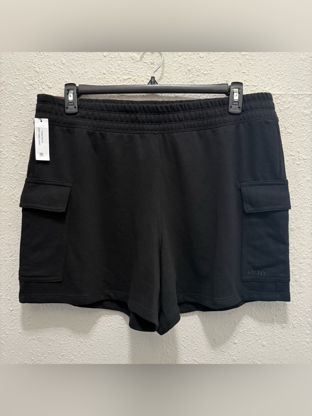 DKNY Black Cargo Shorts Size XL